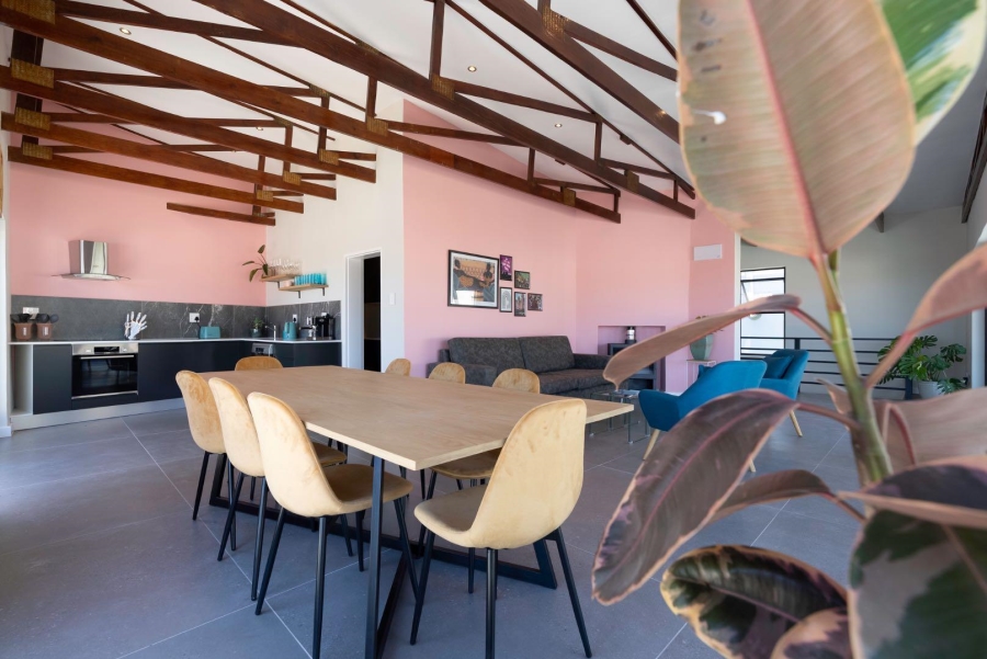 4 Bedroom Property for Sale in Sea Point Western Cape